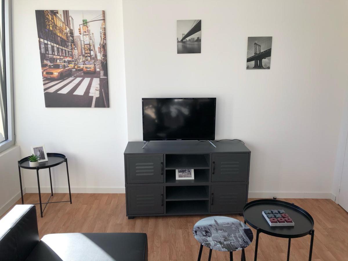 Hyper Centre - Wifi Fibre Gratuit - Jergweloh - Le New Yorkais Apartment Caen Bagian luar foto